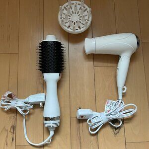 Monat Hair Dryer and Voluminizing Hot Air Brush